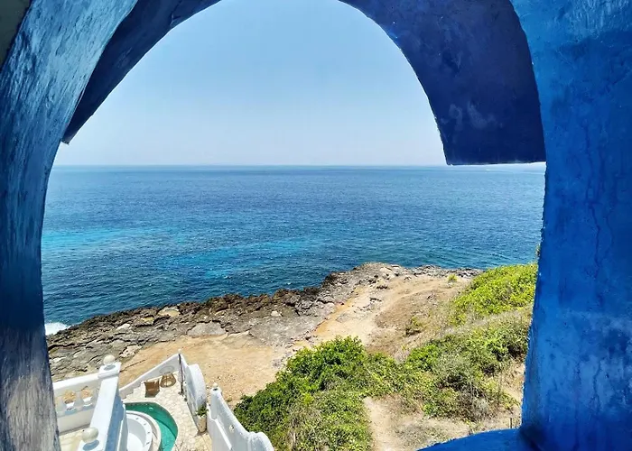 Stella Maris Oceanfront Retreat 蓝梦岛