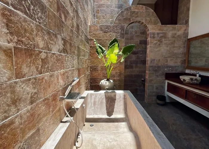 Stella Maris Oceanfront Retreat