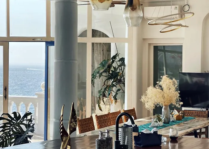 Stella Maris Oceanfront Retreat 别墅 *