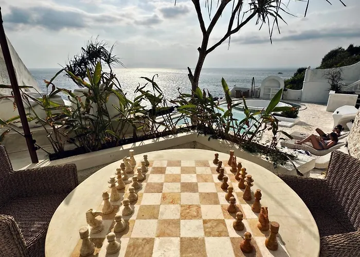Stella Maris Oceanfront Retreat *