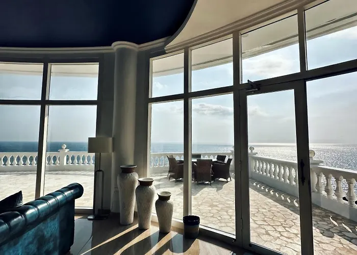 别墅 Stella Maris Oceanfront Retreat *