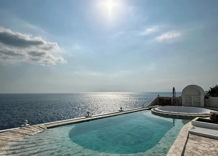Stella Maris Oceanfront Retreat *