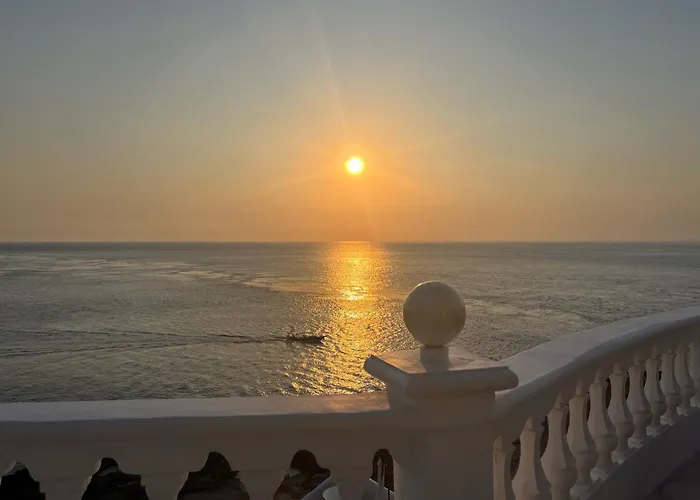 Stella Maris Oceanfront Retreat *
