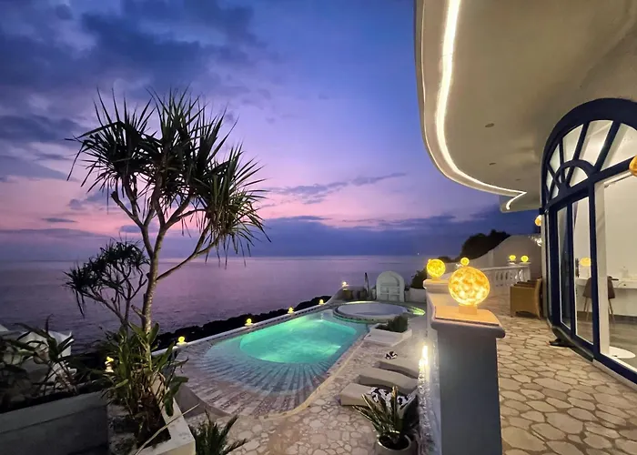 Stella Maris Oceanfront Retreat Nusa Lembongan (Bali)