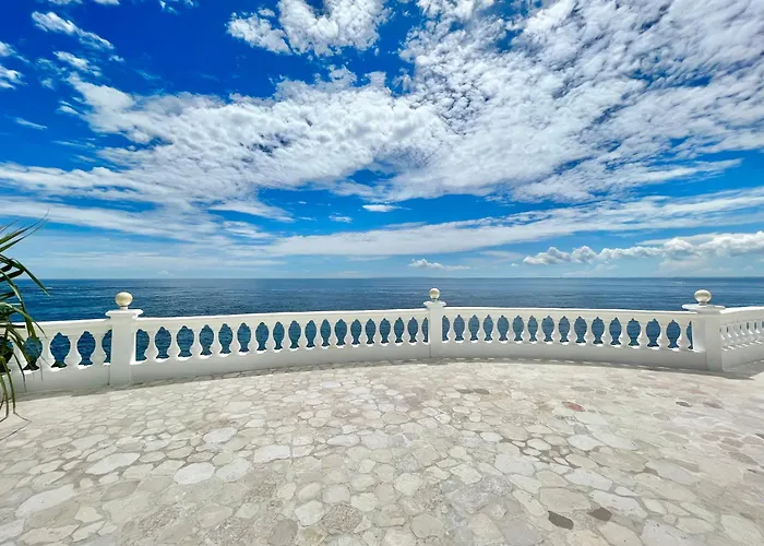 别墅 Stella Maris Oceanfront Retreat *
